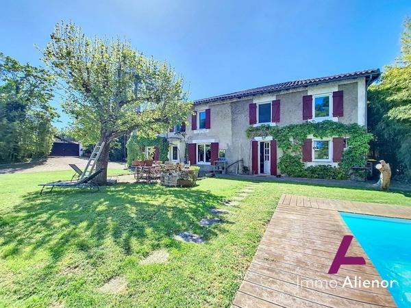 Maison  ancienne avec cachet de 200 m² Camblanes et Meynac