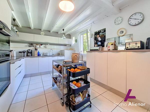 Maison  ancienne avec cachet de 200 m² Camblanes et Meynac