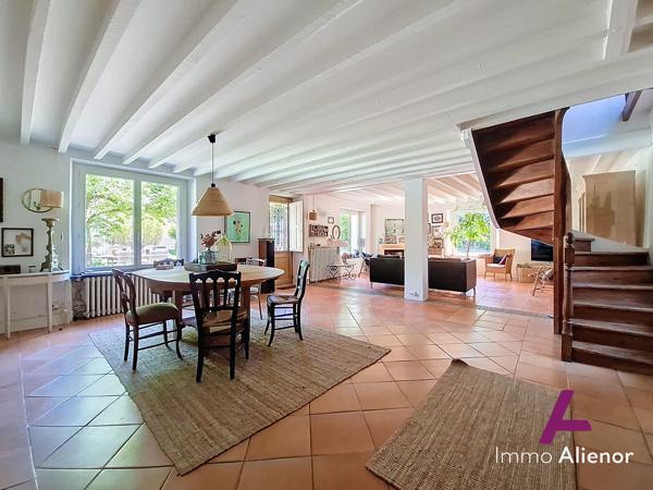 Maison  ancienne avec cachet de 200 m² Camblanes et Meynac
