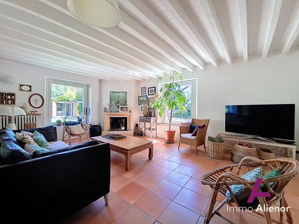 Maison  ancienne avec cachet de 200 m² Camblanes et Meynac