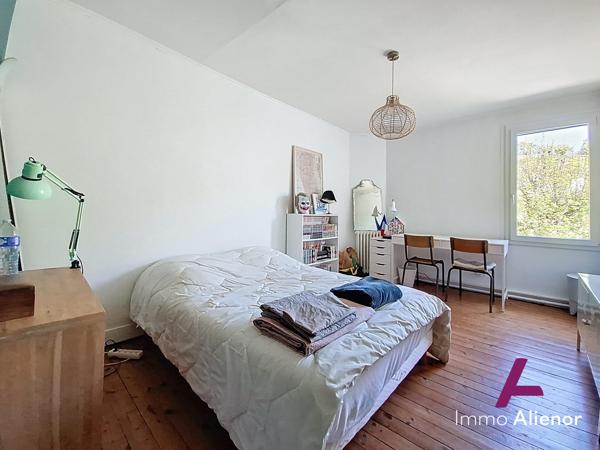 Maison  ancienne avec cachet de 200 m² Camblanes et Meynac
