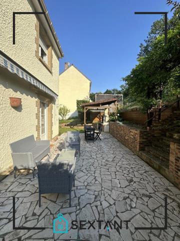 Belle maison mitoyenne au calme
