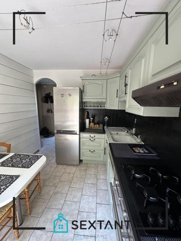 Belle maison mitoyenne au calme