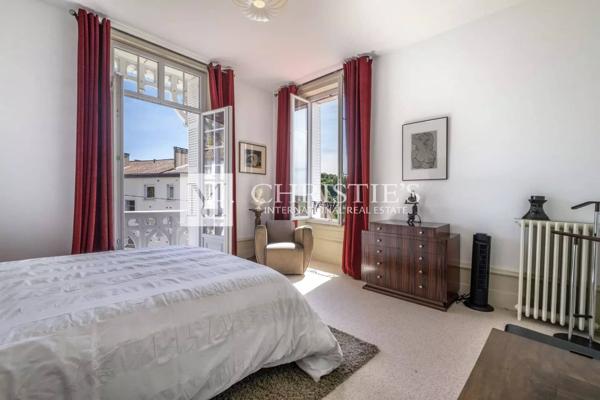 Magnifique villa « art nouveau » dans le centre d’Angoulême