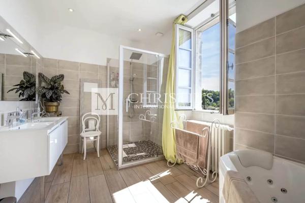 Magnifique villa « art nouveau » dans le centre d’Angoulême