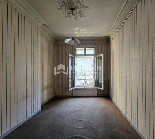 Montpellier (34000) Appartement T4 / T5, 84m² prêts à rénover - Montpellier Gare.