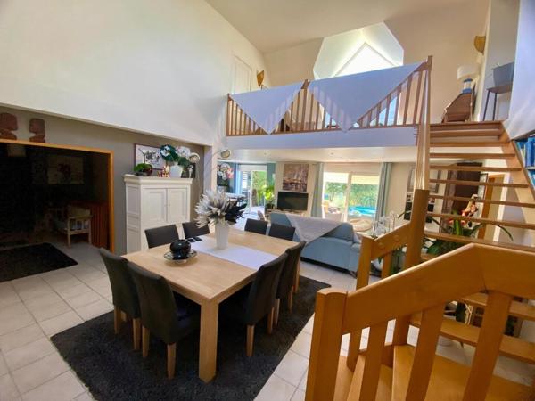 Agréable maison de 165 m² habitables centre ville La Turballe