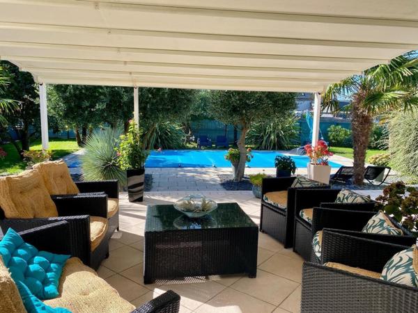 Agréable maison de 165 m² habitables centre ville La Turballe