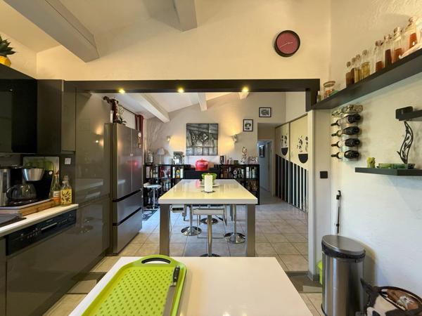 Vente Villa 5 pièces à Saint-Saturnin-Lès-Apt