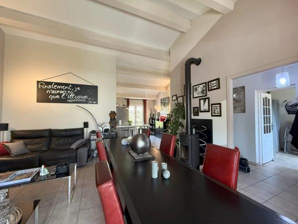 Vente Villa 5 pièces à Saint-Saturnin-Lès-Apt