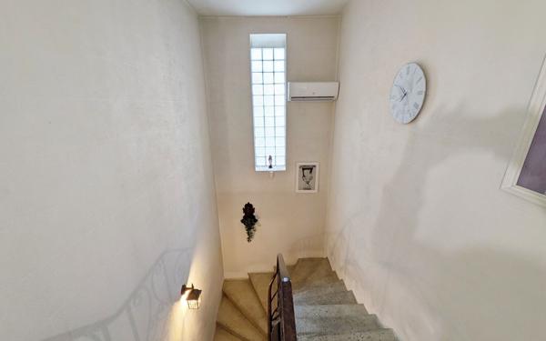 Maison à vendre    5 pièces •  Avignon