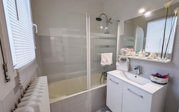 Maison à vendre    5 pièces •  Avignon