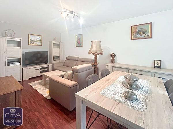 Appartement à vendre 2 pièces 48.57m² Condé-sur-l'Escaut (59163)