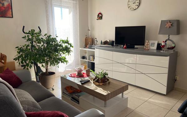 Appartement à vendre    2 pièces • 47,70 m2 Saint-Paul-Trois-Châteaux