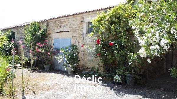 Vente maison à rénover Saint pierre le vieux, 114m² 570m² 5 pièces 120 750€