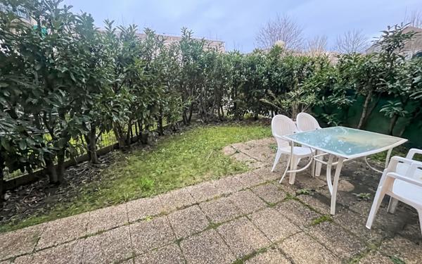 Appartement à vendre    1 pièce •  Courdimanche