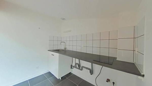 Appartement 1 pièce                                        - 42000 Saint-Étienne Réf : 13226