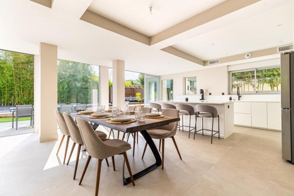 Vente Maison de luxe Le Bouscat 6 Pièces 212 m²