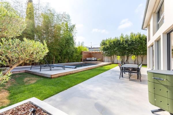 Vente Maison de luxe Le Bouscat 6 Pièces 212 m²