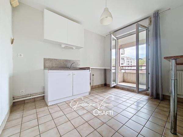 T2 lumineux et calme avec grande terrasse et DPE C