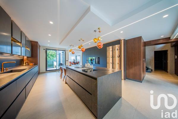 Maison à vendre 7 pièces 560 m² Sèvres