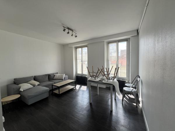 Appartement
                                                                                                                                                                                                                                                                                                                        3 pièce(s)                                                                                                                                                                                                          2 chambre(s)                                                                                                                                                                                                          52.83  m²