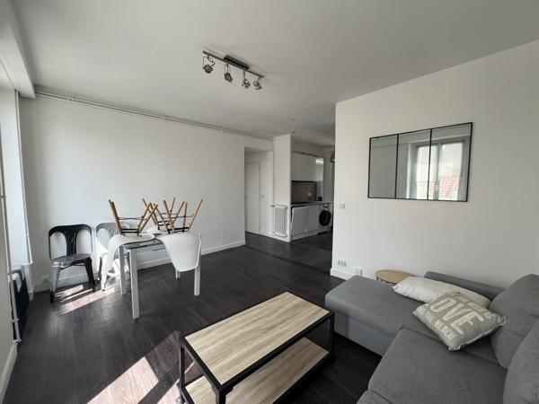 Appartement
                                                                                                                                                                                                                                                                                                                        3 pièce(s)                                                                                                                                                                                                          2 chambre(s)                                                                                                                                                                                                          52.83  m²