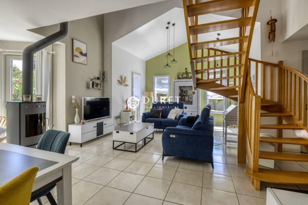 CUGAND – Maison d'architecte de 162 m² – Environnement exceptionnel, prestations haut de gamme et performance énergétique (DPE B)