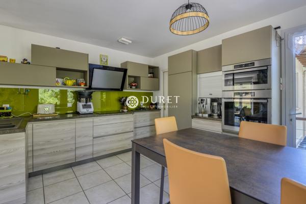 CUGAND – Maison d'architecte de 162 m² – Environnement exceptionnel, prestations haut de gamme et performance énergétique (DPE B)