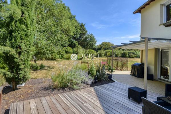 CUGAND – Maison d'architecte de 162 m² – Environnement exceptionnel, prestations haut de gamme et performance énergétique (DPE B)