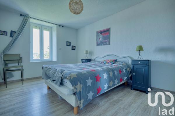 Maison à vendre 9 pièces 158 m² Saint-Agrève