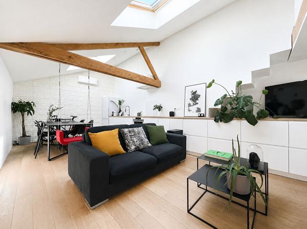 A vendre Côte Pavée superbe appartement rénové par architecte, esprit loft