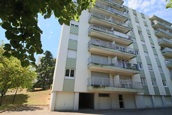 Garage Fermé ds résidence sécurisée- Rue de la glacière- Disponible !