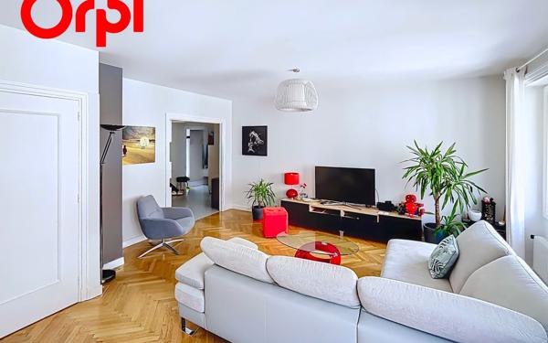Appartement à vendre    3 pièces • 93,62 m2 Lyon 2