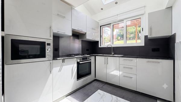 Maison individuelle 4 pièce(s) 92 m2 - DPE D