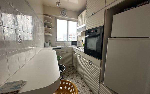 Appartement à vendre    3 pièces • 83,57 m2 Paris 12