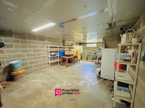 Maison à fort potentiel  Chevru (77), 86m², jardin, garage, sous-sol