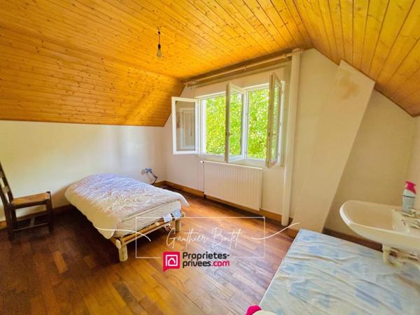 Maison à fort potentiel  Chevru (77), 86m², jardin, garage, sous-sol