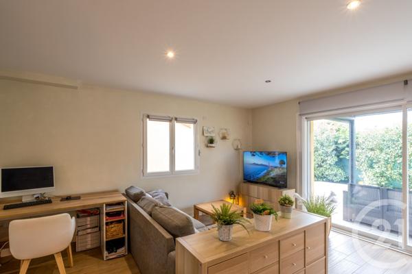 Maison à vendre  5 pièces - 94,21 m2 FRANS - 01