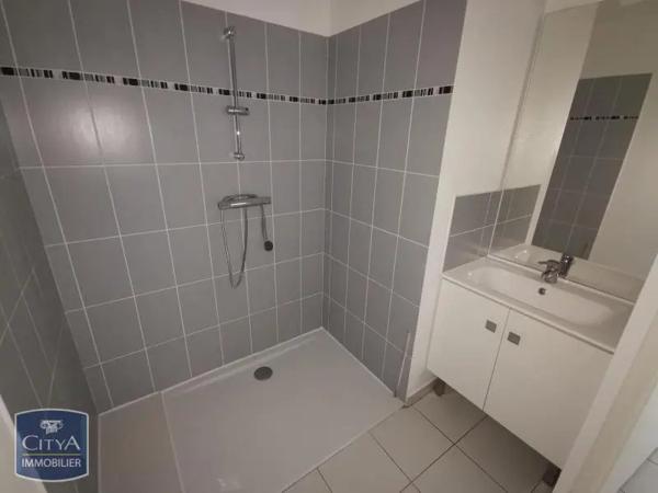 Appartement à louer 2 pièces 42.75m²