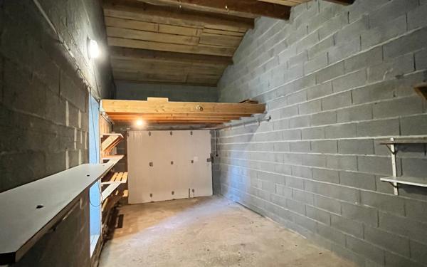 Maison à louer    4 pièces •  Aiffres