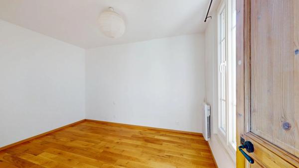 Location                                                      Appartement
                        
                     2 pièces                      30 m2                     à Boissy-Saint-Léger
