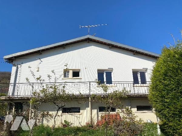 A Vendre en exclusivité à BULLIGNY, Maison familiale de 145m² avec potentiel + terrain + garages