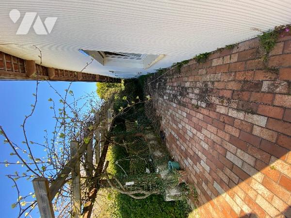 A Vendre en exclusivité à BULLIGNY, Maison familiale de 145m² avec potentiel + terrain + garages