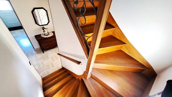 Maison Chaleureuse 121 m2 - 5 Chambres