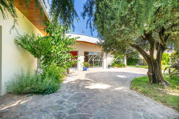 À vendre : Maison d'architecte 6 pièces ? 179 m² ? Le Teil (à 5 min de Montélimar)