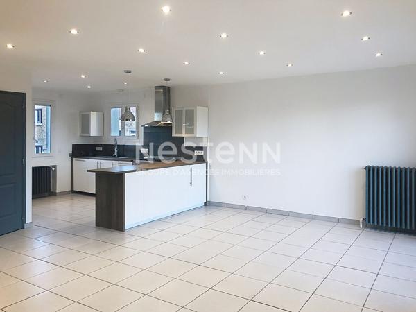 Maison de plus de 100m2 avec garage sur 700 m2 de terrain Centre SAINTE SIGOLENE