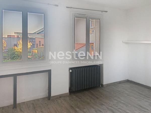 Maison de plus de 100m2 avec garage sur 700 m2 de terrain Centre SAINTE SIGOLENE
