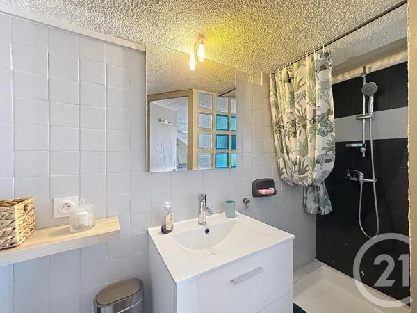 Appartement Studio à vendre  1 pièce - 32,02 m 2   AMELIE LES BAINS PALALDA  - 66