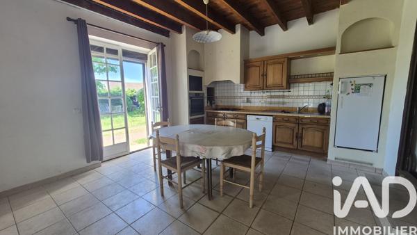 Maison à vendre 10 pièces 223 m² Vélines